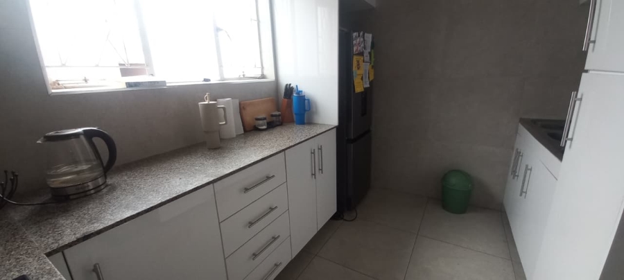 2 Bedroom Property for Sale in Essenwood KwaZulu-Natal