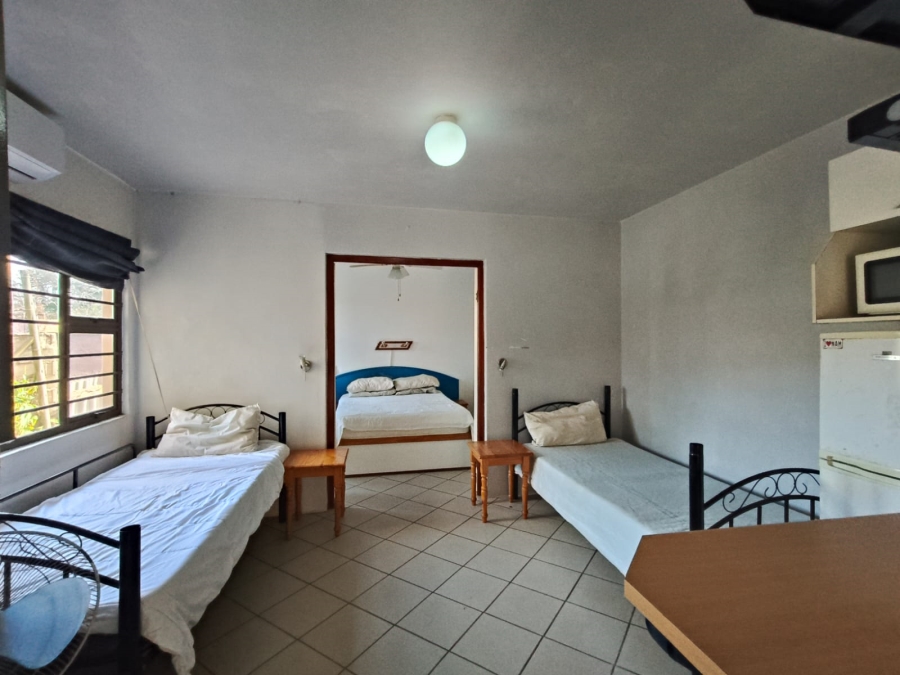 To Let 1 Bedroom Property for Rent in Uvongo Beach KwaZulu-Natal