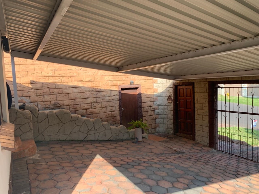 3 Bedroom Property for Sale in Malvern KwaZulu-Natal