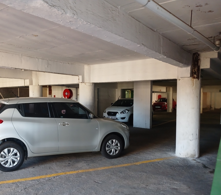 1 Bedroom Property for Sale in North Beach KwaZulu-Natal