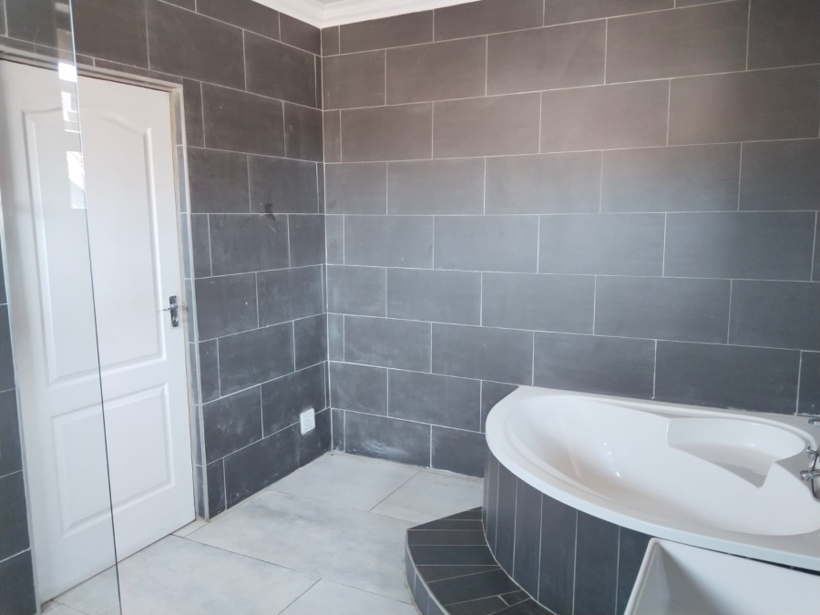 3 Bedroom Property for Sale in Allandale KwaZulu-Natal