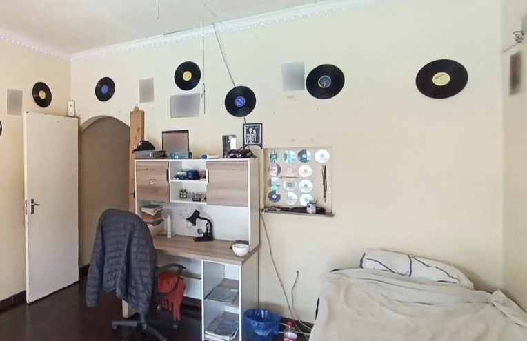 4 Bedroom Property for Sale in Amanzimtoti KwaZulu-Natal