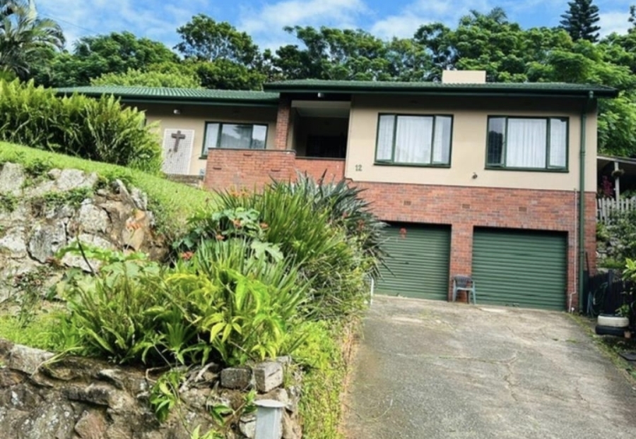 4 Bedroom Property for Sale in Amanzimtoti KwaZulu-Natal