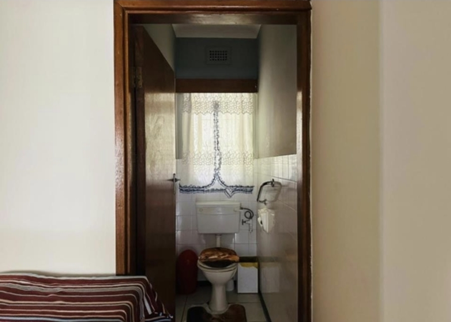 4 Bedroom Property for Sale in Amanzimtoti KwaZulu-Natal