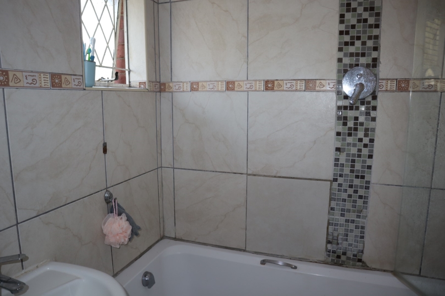 2 Bedroom Property for Sale in Pinetown KwaZulu-Natal