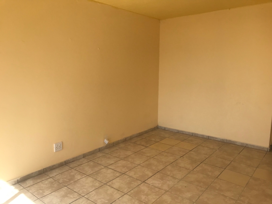 To Let 2 Bedroom Property for Rent in Bulwer KwaZulu-Natal
