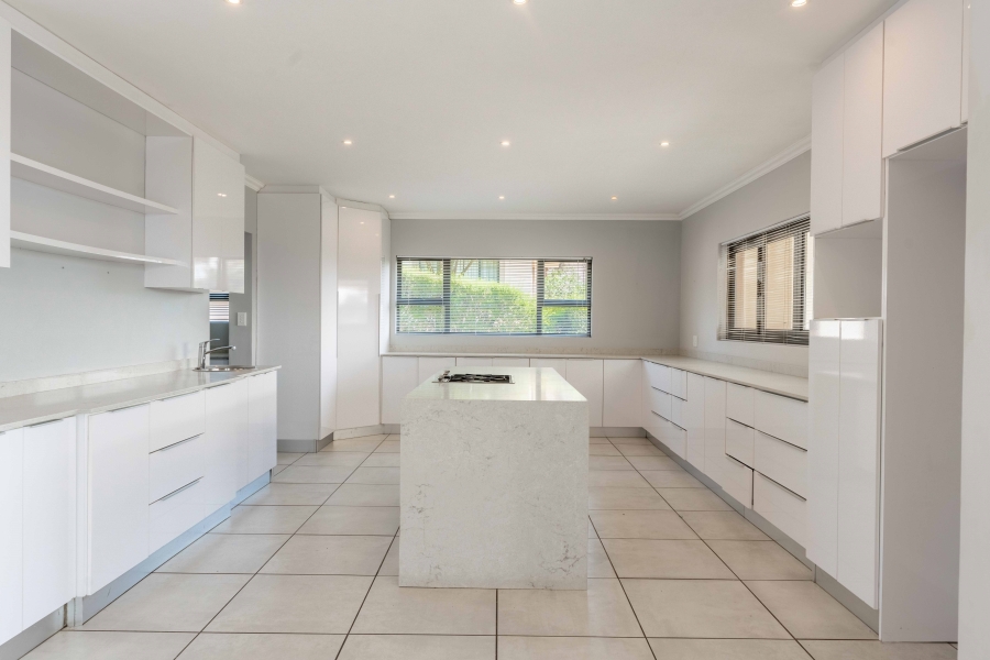 4 Bedroom Property for Sale in Gillitts KwaZulu-Natal