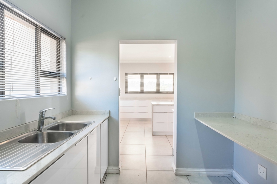 4 Bedroom Property for Sale in Gillitts KwaZulu-Natal