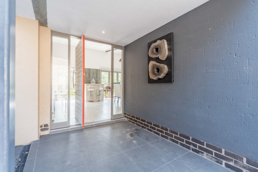 4 Bedroom Property for Sale in Cowies Hill KwaZulu-Natal