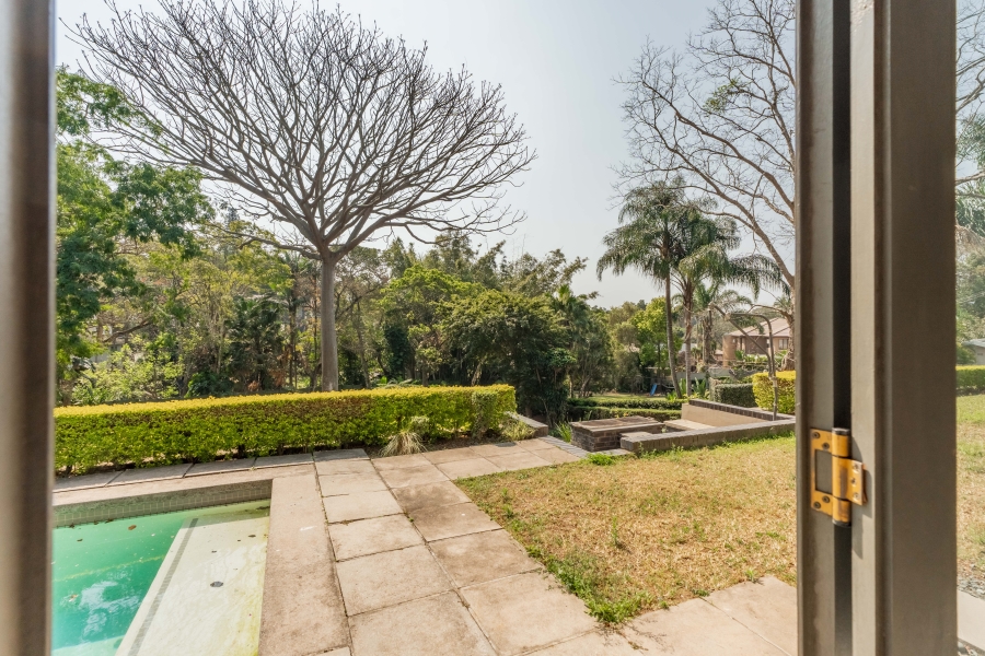 4 Bedroom Property for Sale in Cowies Hill KwaZulu-Natal