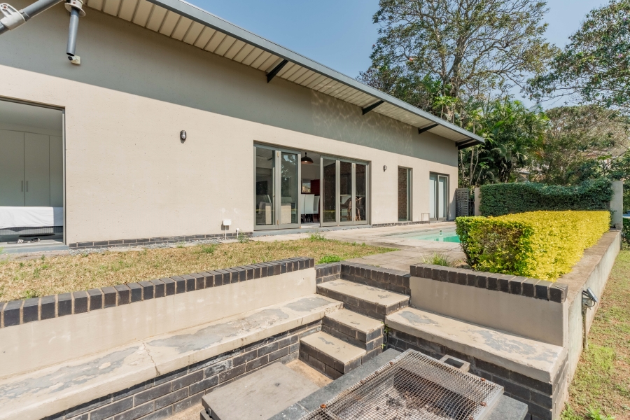 4 Bedroom Property for Sale in Cowies Hill KwaZulu-Natal