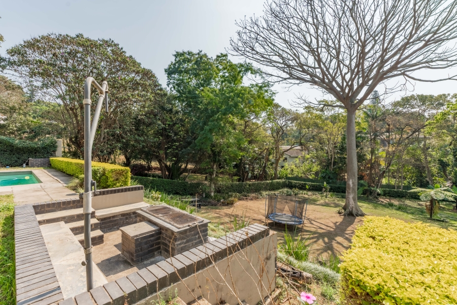 4 Bedroom Property for Sale in Cowies Hill KwaZulu-Natal