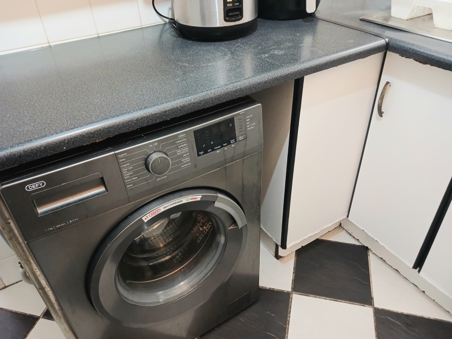 1 Bedroom Property for Sale in North Beach KwaZulu-Natal