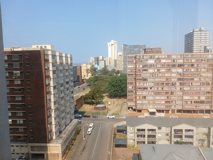 1 Bedroom Property for Sale in North Beach KwaZulu-Natal