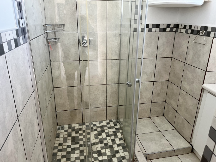 2 Bedroom Property for Sale in Morningside KwaZulu-Natal