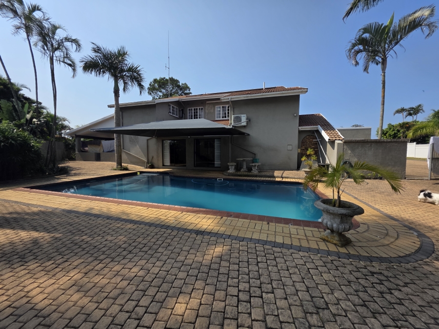 6 Bedroom Property for Sale in Meer En See KwaZulu-Natal