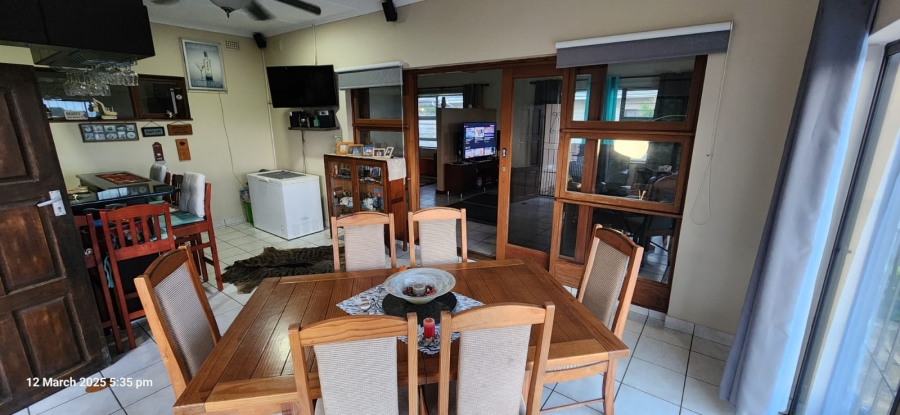4 Bedroom Property for Sale in Shelly Beach KwaZulu-Natal
