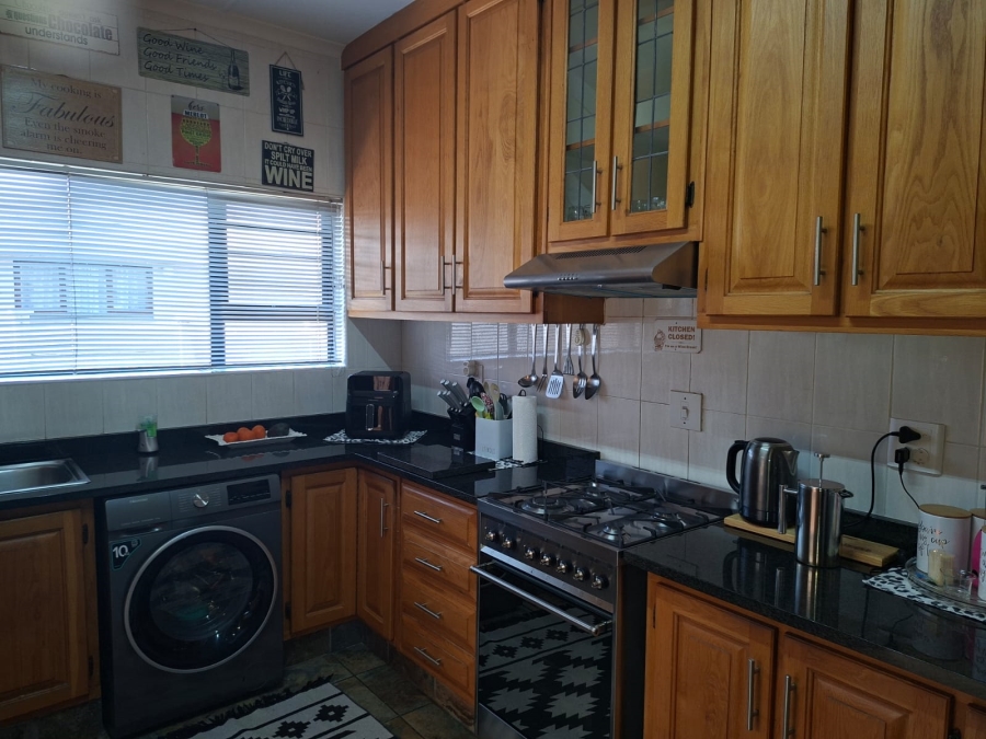 4 Bedroom Property for Sale in Shelly Beach KwaZulu-Natal