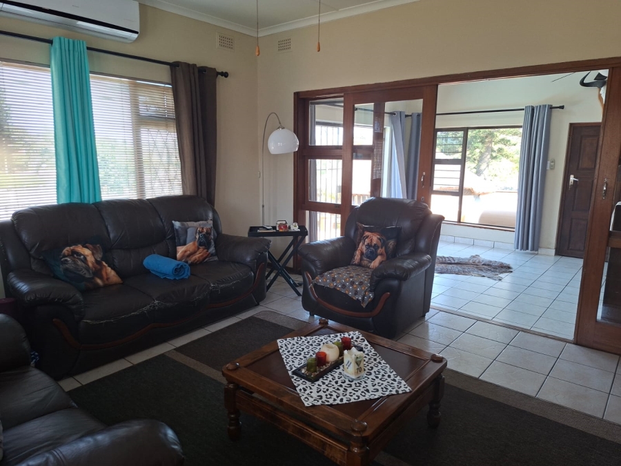 4 Bedroom Property for Sale in Shelly Beach KwaZulu-Natal