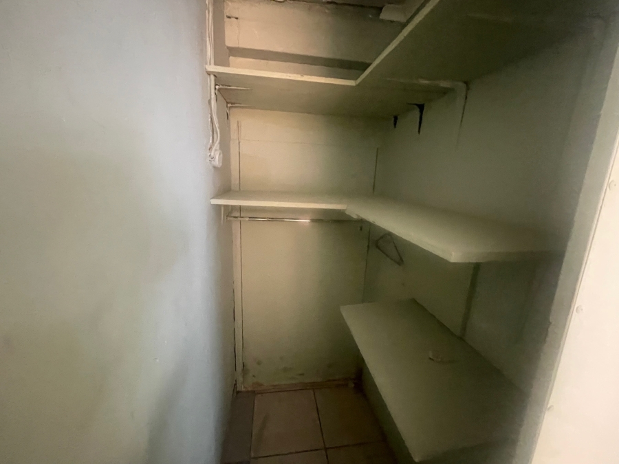 7 Bedroom Property for Sale in Glenmore KwaZulu-Natal