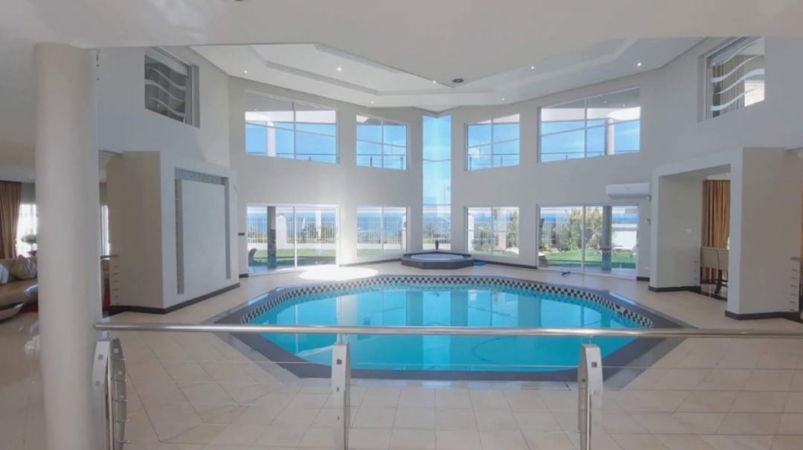 5 Bedroom Property for Sale in Oslo Beach KwaZulu-Natal