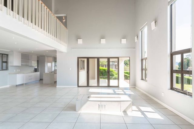To Let 4 Bedroom Property for Rent in Gillitts KwaZulu-Natal