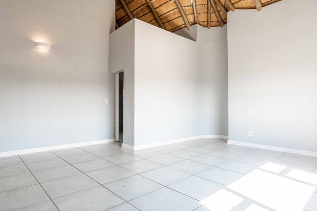 To Let 4 Bedroom Property for Rent in Gillitts KwaZulu-Natal