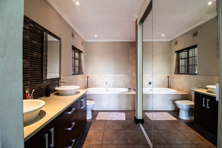 4 Bedroom Property for Sale in Ferncliffe KwaZulu-Natal