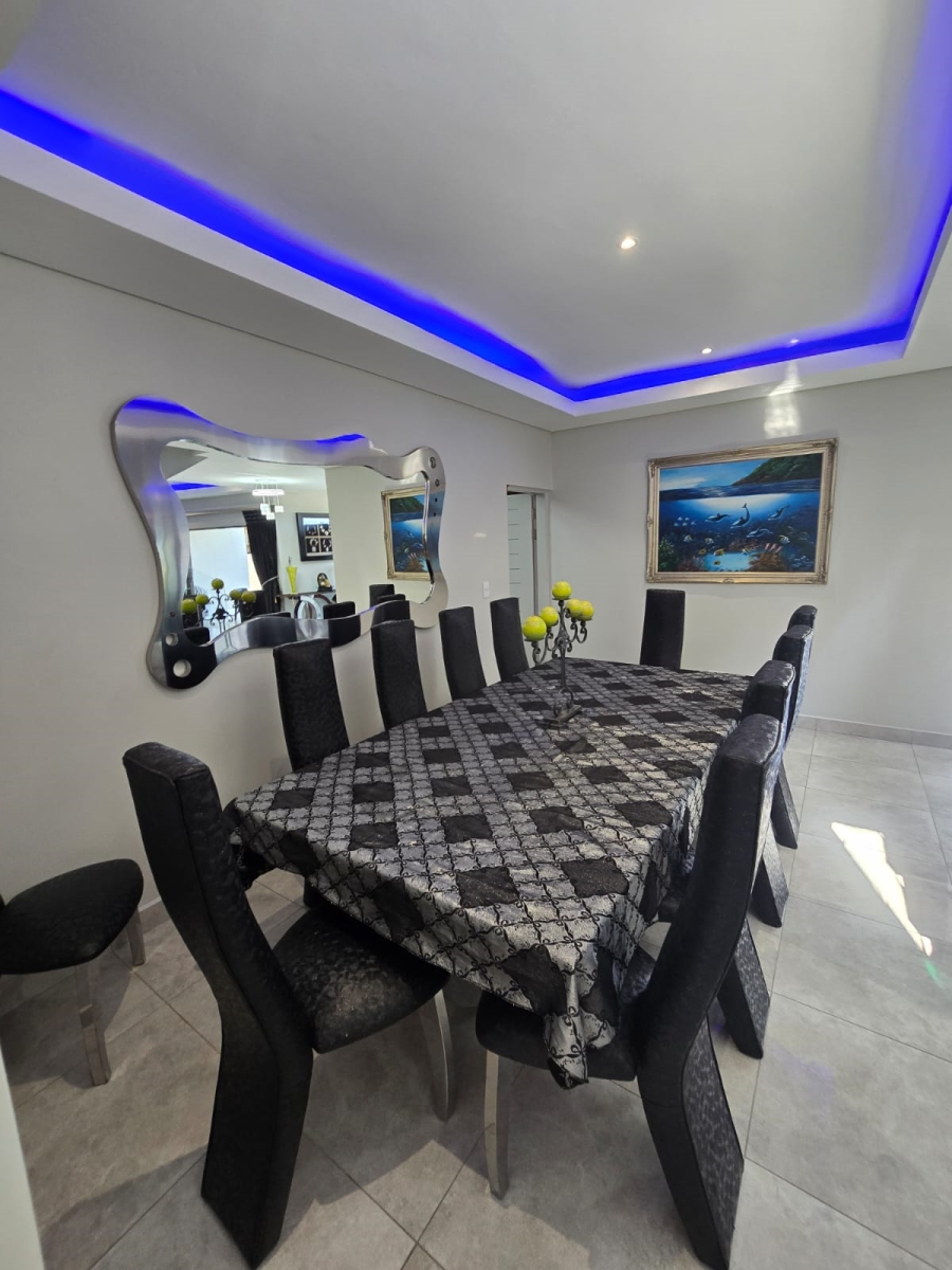 4 Bedroom Property for Sale in Seaward Estate KwaZulu-Natal