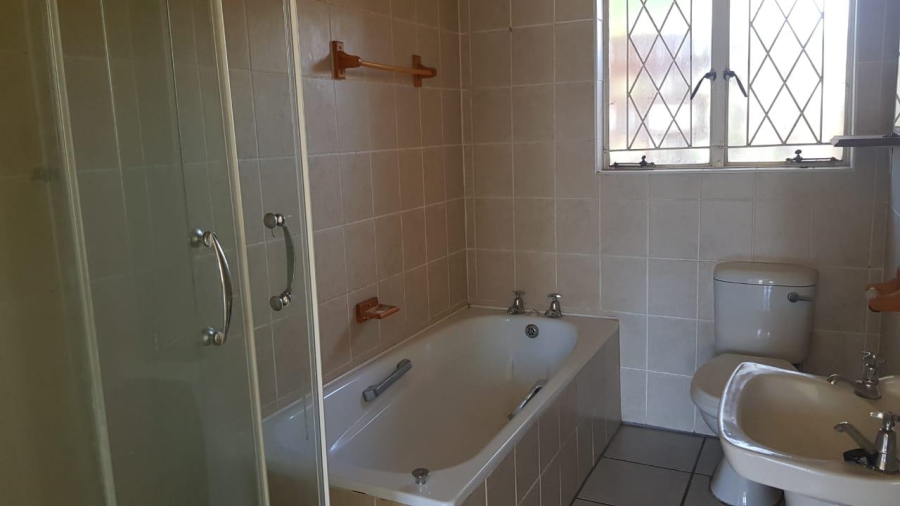 To Let 3 Bedroom Property for Rent in Epworth KwaZulu-Natal