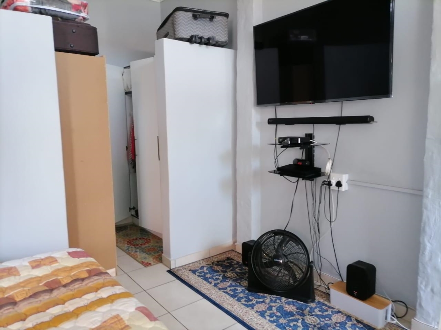 1 Bedroom Property for Sale in Empangeni Central KwaZulu-Natal