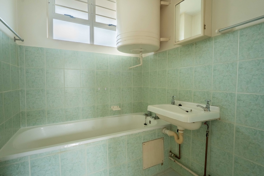 2 Bedroom Property for Sale in Amanzimtoti KwaZulu-Natal