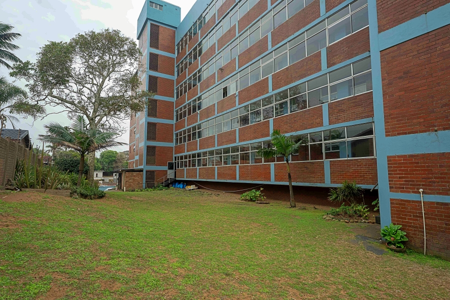 2 Bedroom Property for Sale in Amanzimtoti KwaZulu-Natal