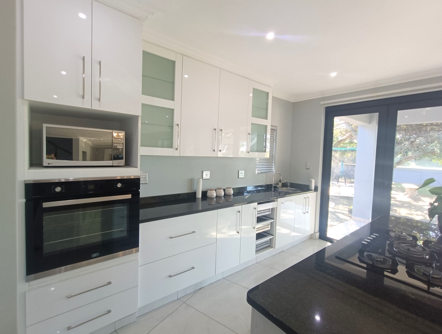 To Let 4 Bedroom Property for Rent in Mzingazi Golf Estate KwaZulu-Natal