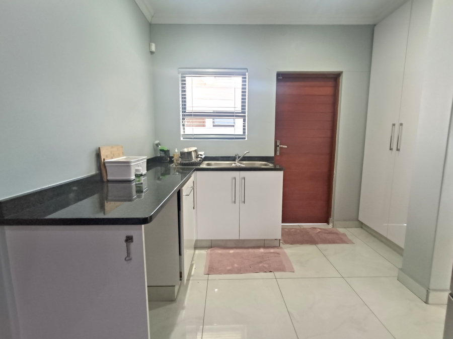 To Let 4 Bedroom Property for Rent in Mzingazi Golf Estate KwaZulu-Natal