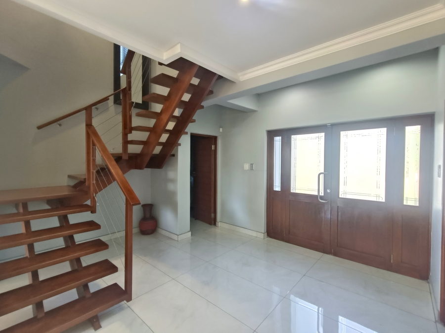 To Let 4 Bedroom Property for Rent in Mzingazi Golf Estate KwaZulu-Natal