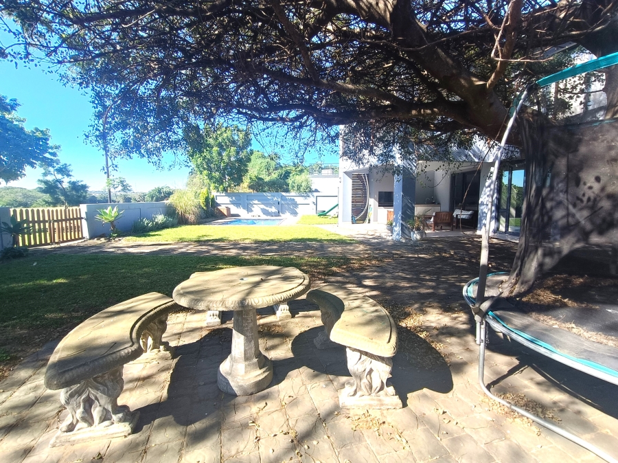 To Let 4 Bedroom Property for Rent in Mzingazi Golf Estate KwaZulu-Natal