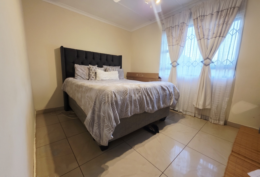 2 Bedroom Property for Sale in Umhlathuze KwaZulu-Natal