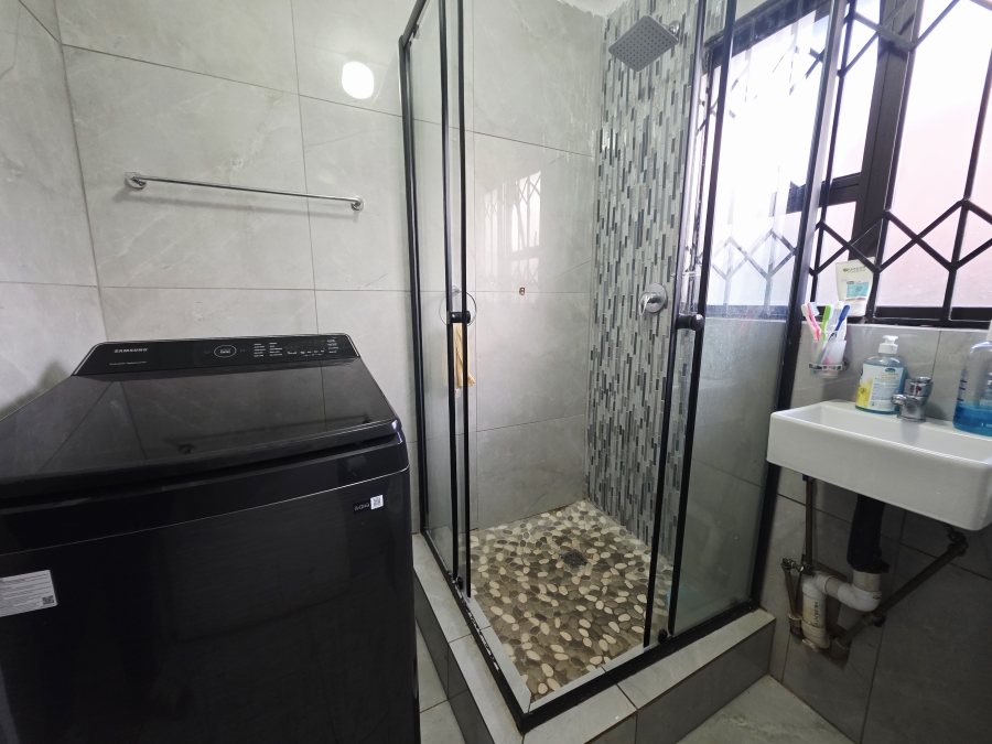 2 Bedroom Property for Sale in Umhlathuze KwaZulu-Natal