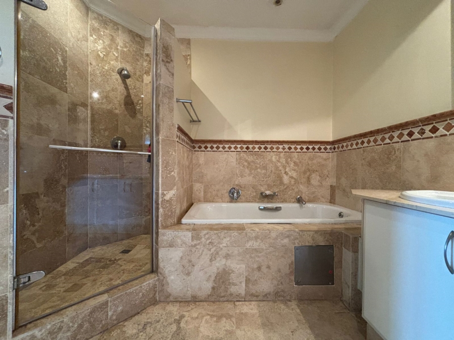 2 Bedroom Property for Sale in Umhlanga KwaZulu-Natal