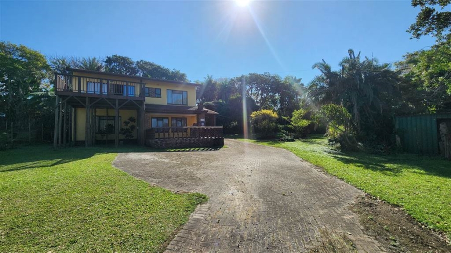 4 Bedroom Property for Sale in St Michaels On Sea KwaZulu-Natal