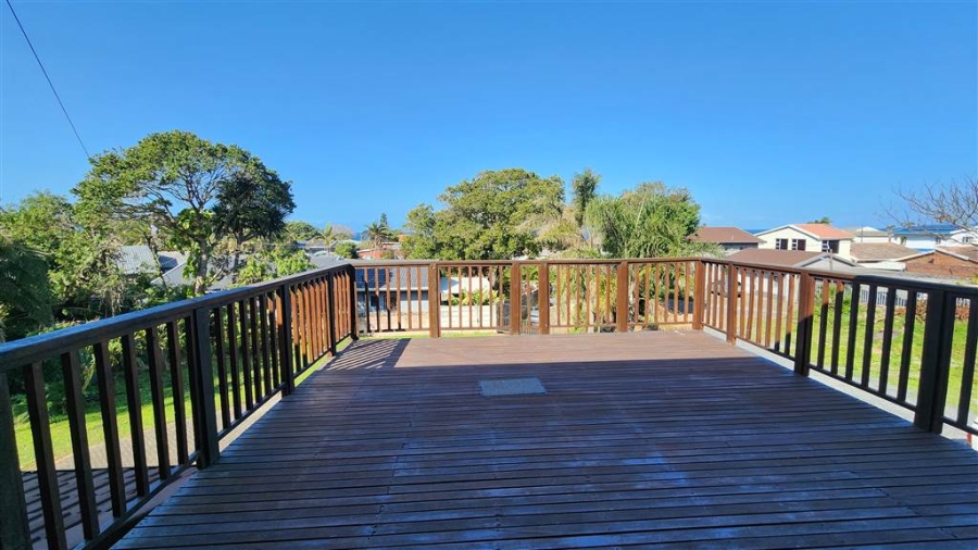 4 Bedroom Property for Sale in St Michaels On Sea KwaZulu-Natal