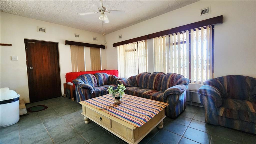 4 Bedroom Property for Sale in St Michaels On Sea KwaZulu-Natal