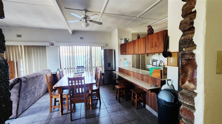 4 Bedroom Property for Sale in St Michaels On Sea KwaZulu-Natal