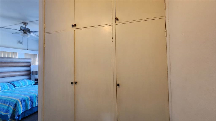 4 Bedroom Property for Sale in St Michaels On Sea KwaZulu-Natal