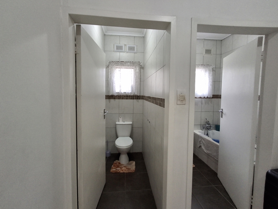 3 Bedroom Property for Sale in Newholme KwaZulu-Natal