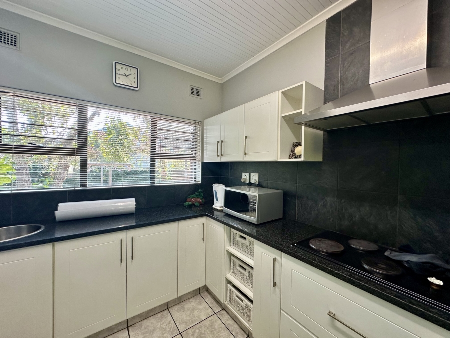 4 Bedroom Property for Sale in Meer En See KwaZulu-Natal
