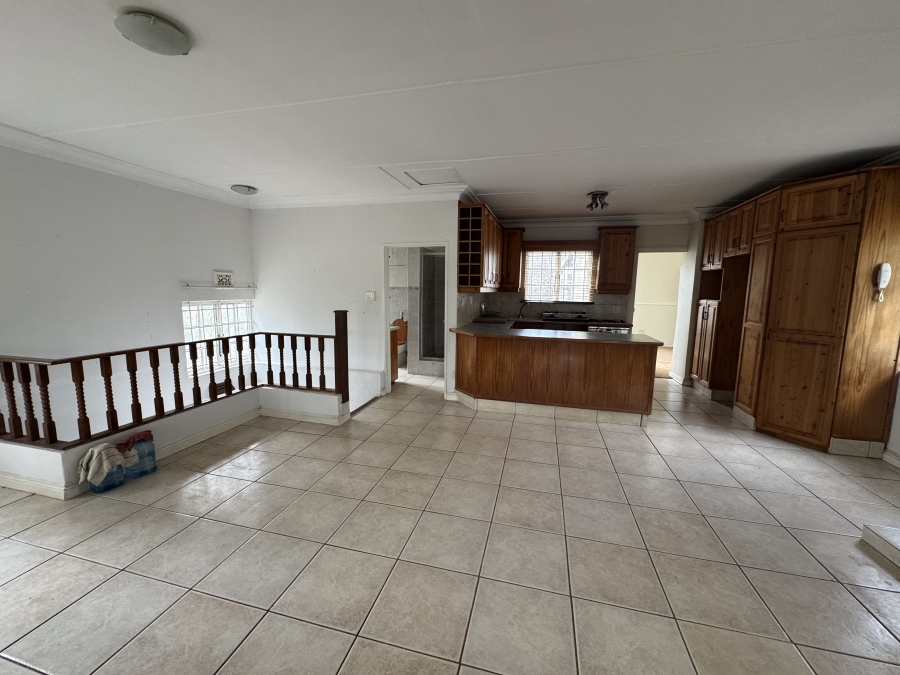 5 Bedroom Property for Sale in Forest Hills KwaZulu-Natal