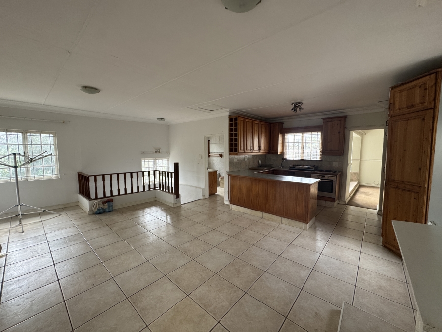 5 Bedroom Property for Sale in Forest Hills KwaZulu-Natal