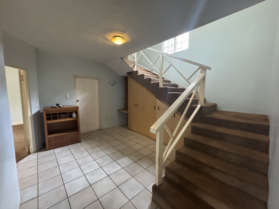 5 Bedroom Property for Sale in Forest Hills KwaZulu-Natal